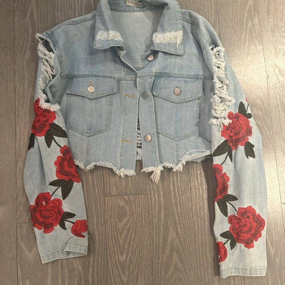Cropped rose denim jacket size small - Picture 2 of 3